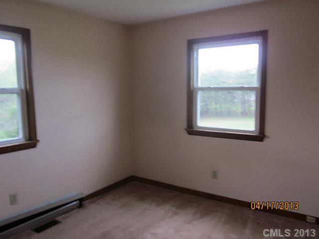 5290 Herman Road Claremont, NC 28610 - Photo 5 of 10 Gallery Image 5
