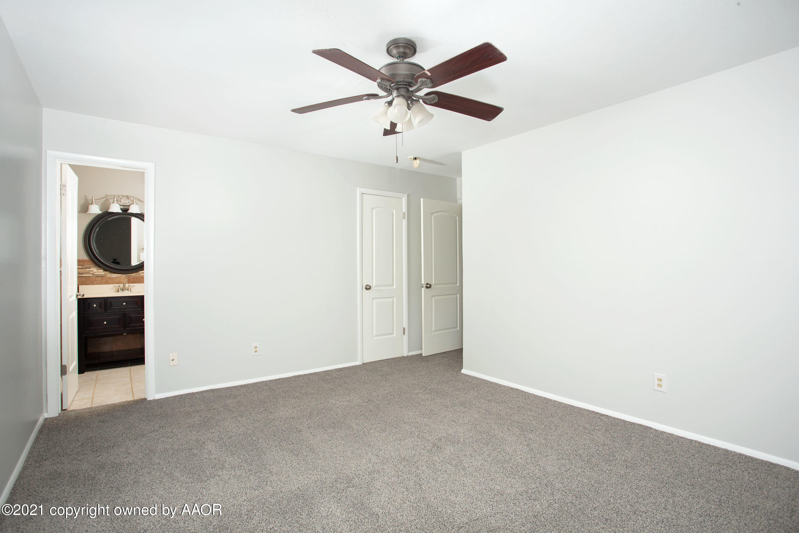 6009 Gainsborough Road Amarillo, TX 79106 - Photo 13 of 21 14