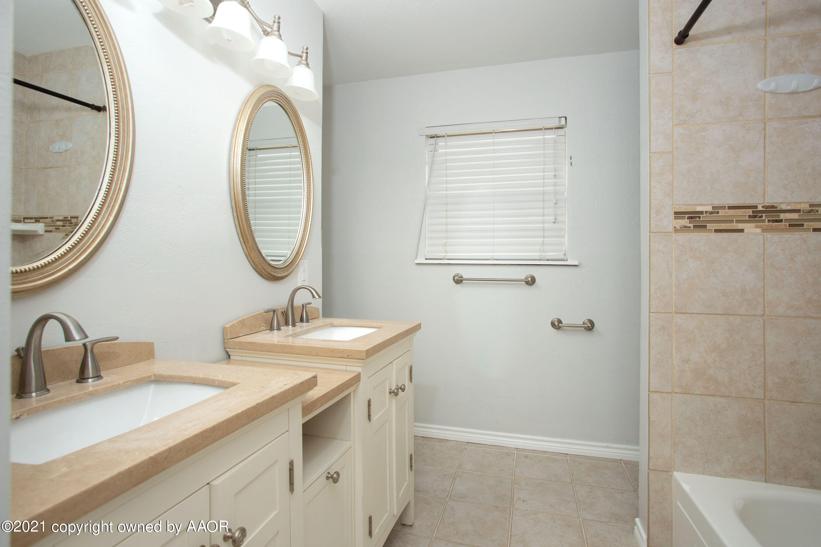 6009 Gainsborough Road Amarillo, TX 79106 - Photo 16 of 21 17