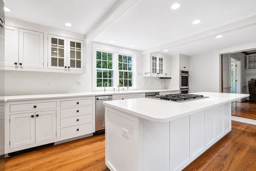 3 Maple Street Sherborn, MA 01770 - Photo 6 of 25