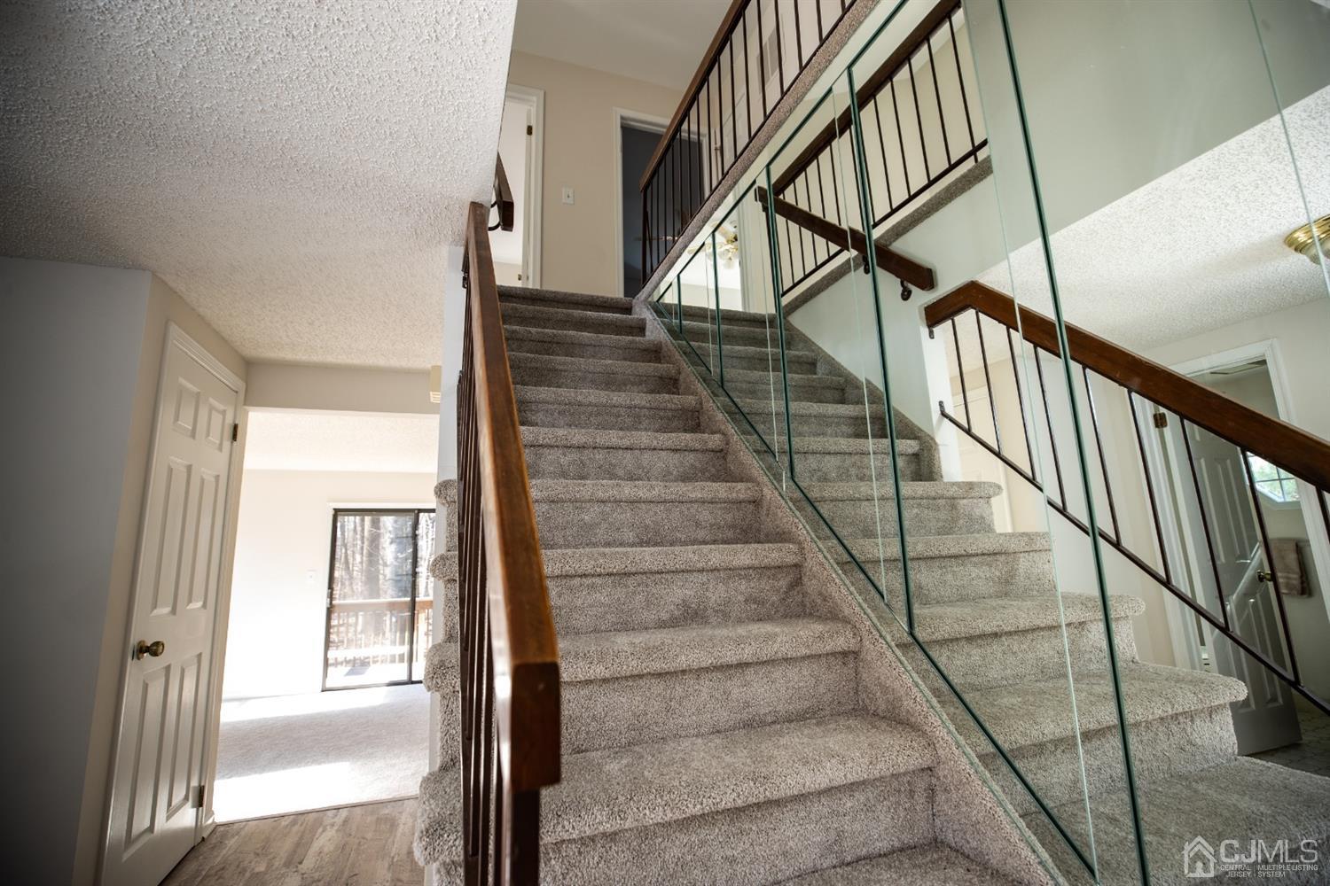 1601 Timber Oaks Road Edison, NJ 08820 - Photo 13 of 29 a view of entryway