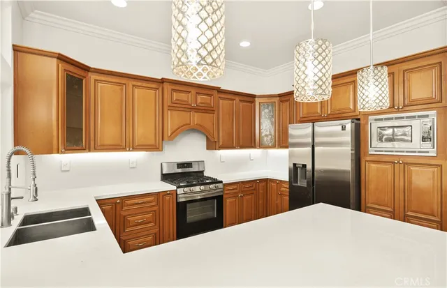 $4,750 | 27 Straw Flower, Irvine, CA 92620