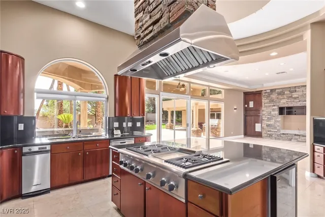 $12,500 | 1008 Trophy Hills Drive, Las Vegas, NV 89134