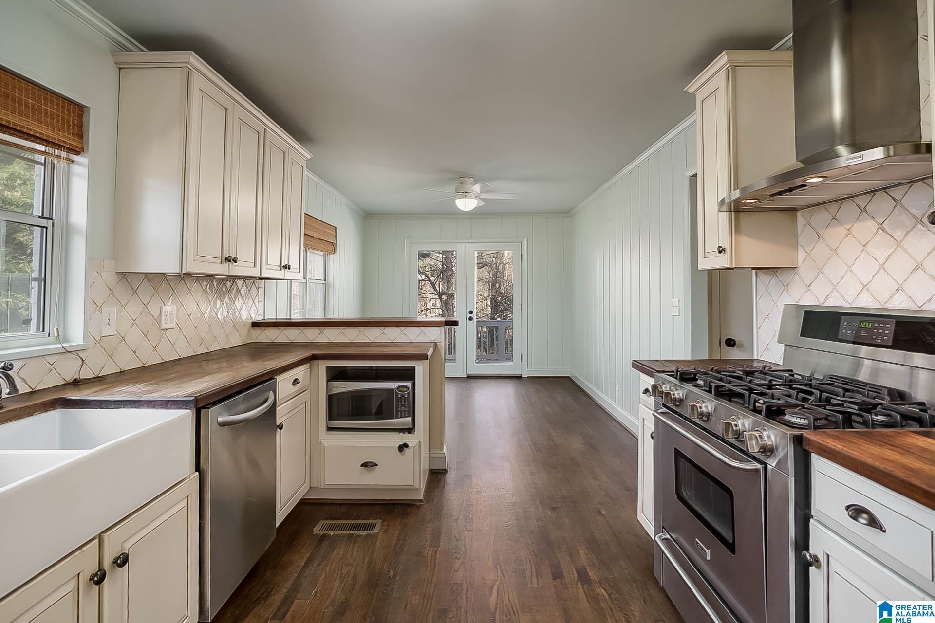 418 Devon Drive Birmingham, AL 35209 - Photo 12 of 45