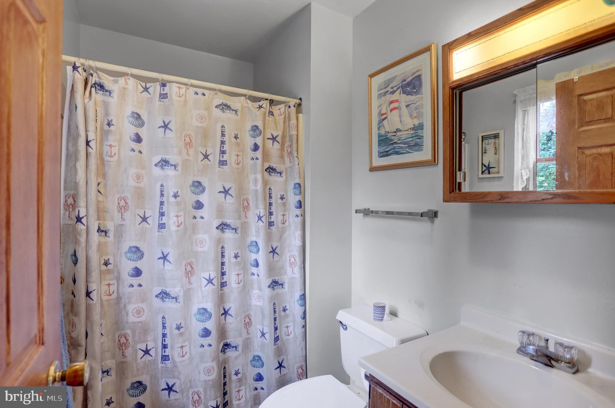 93 Acker Road Newport, PA 17074 - Photo 20 of 43 Master Bath