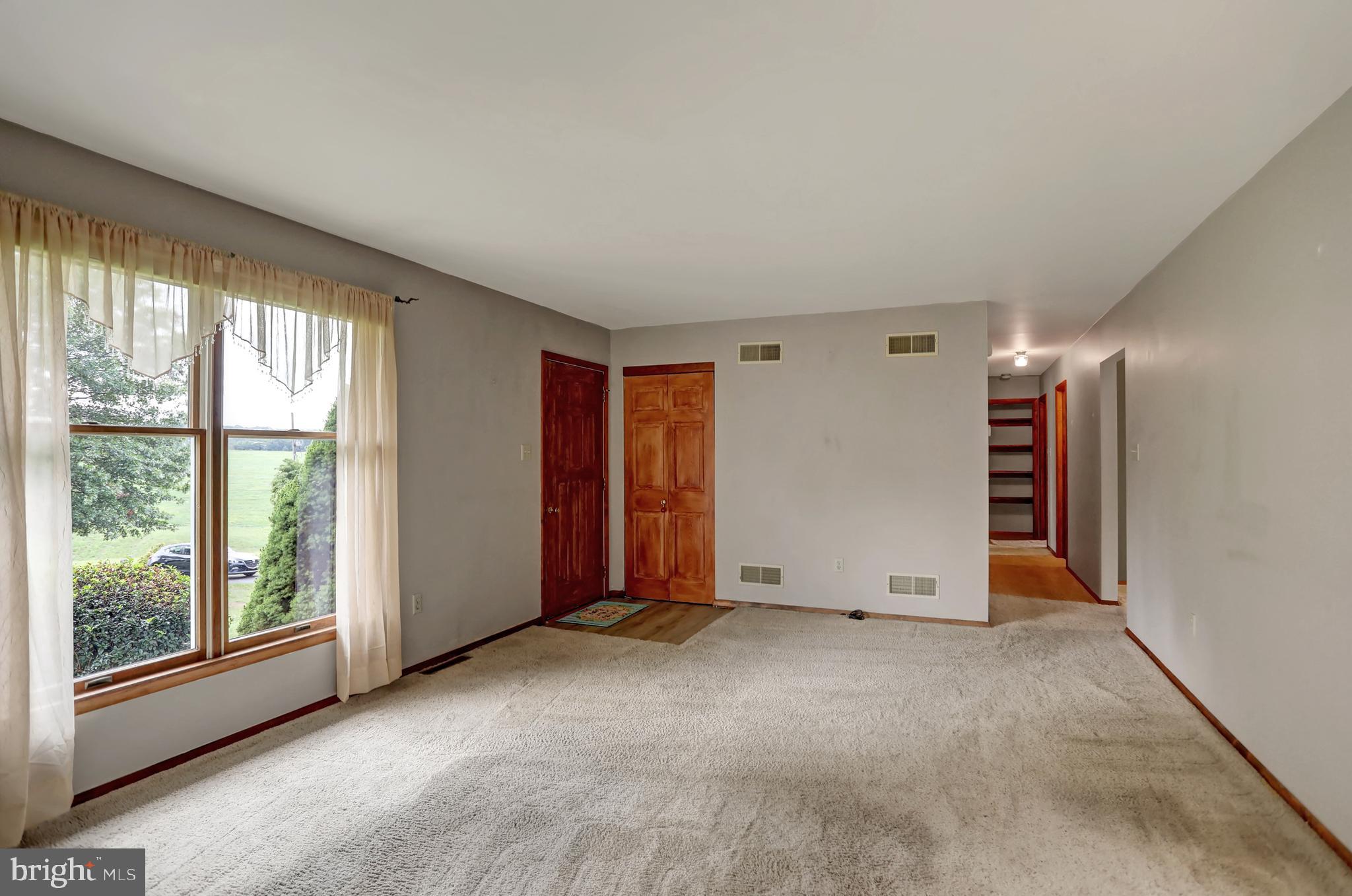93 Acker Road Newport, PA 17074 - Photo 8 of 43 Living Room