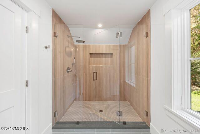 77 Stanton Road Darien, CT 06820 - Photo 33 of 39 a bathroom with a shower and a sink
