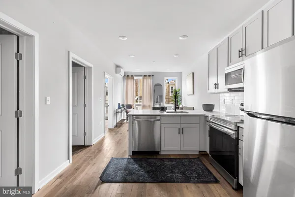 $1,500 | 5542-44 Ridge Avenue, Unit 204, Philadelphia, PA 19128