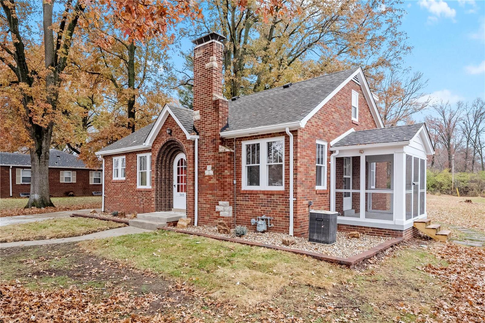 303 Carlyle Avenue Belleville, IL 62221 - Photo 34 of 41