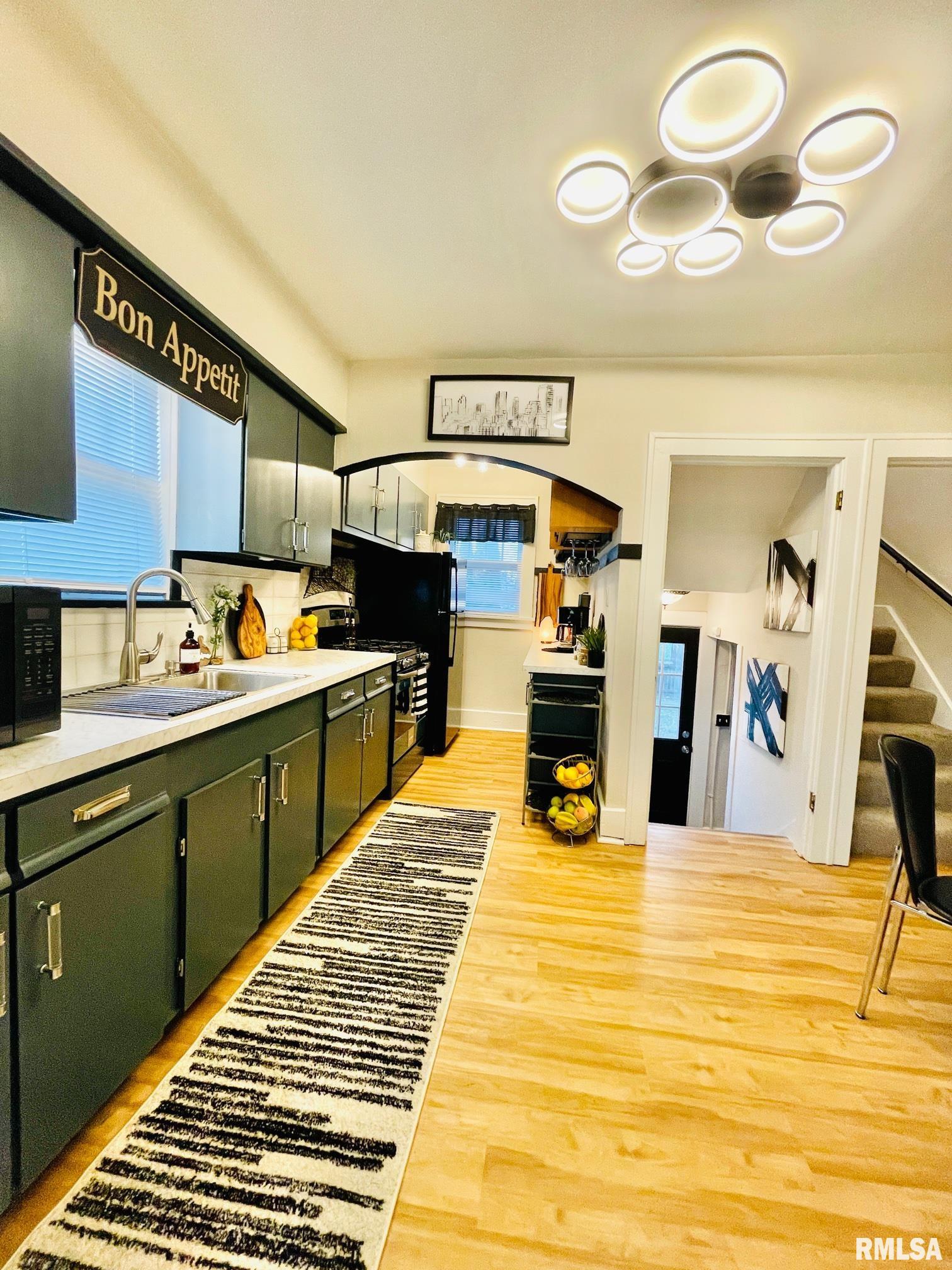 2623 West Rohmann Avenue West Peoria, IL 61604 - Photo 17 of 52