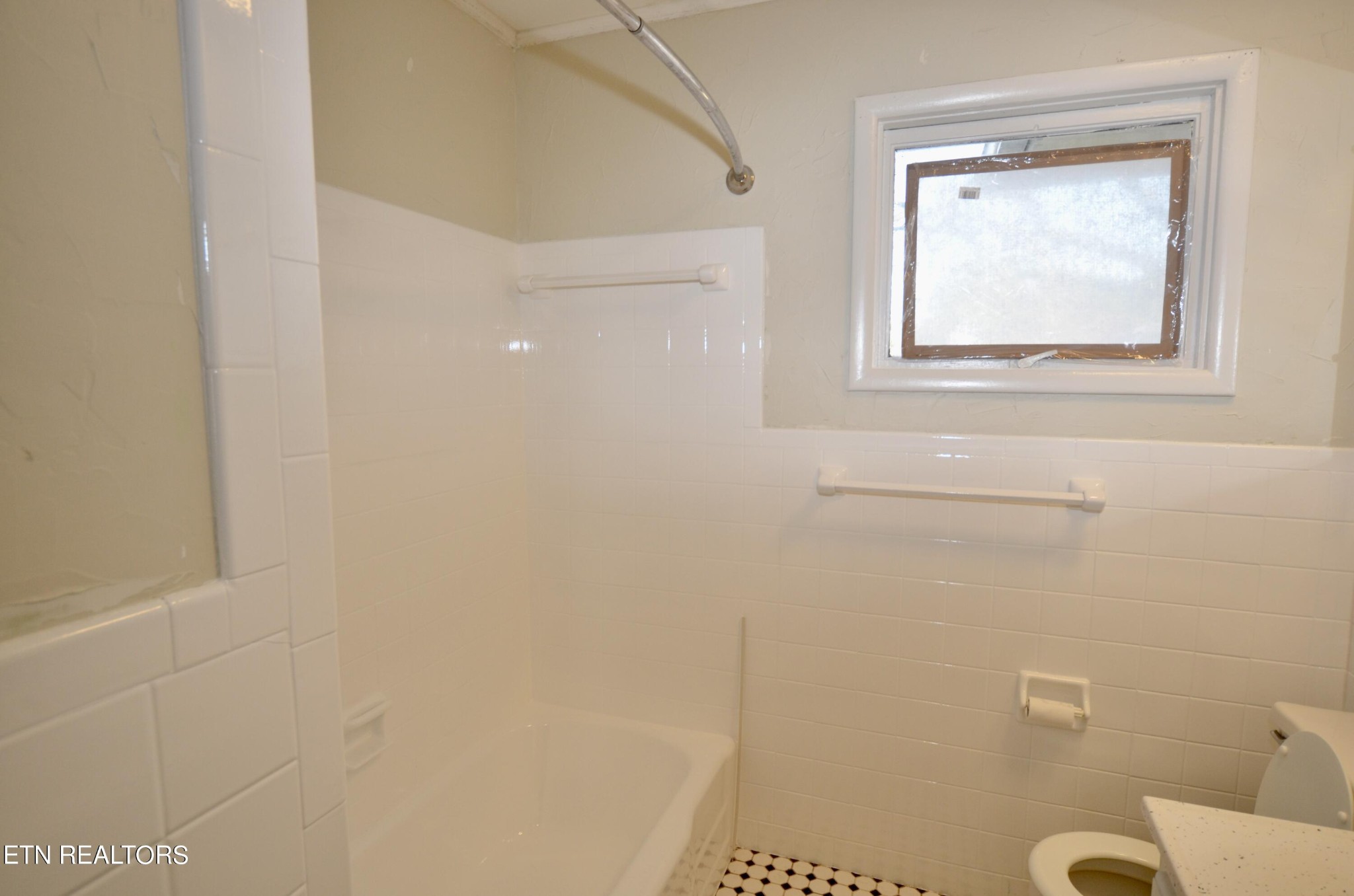 1901 Rambling Road Knoxville, TN 37912 - Photo 13 of 26