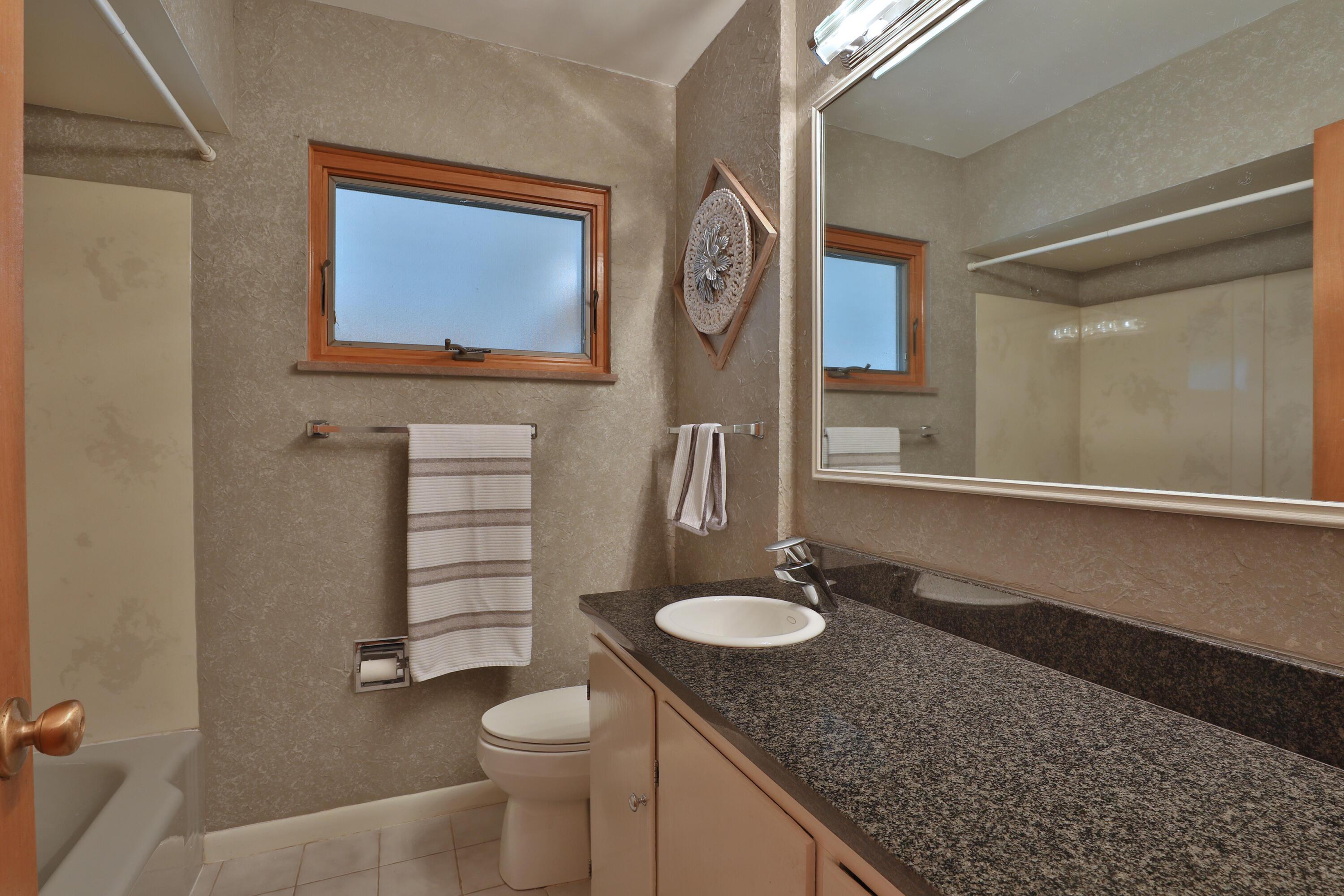 5925 Sinclair Road Columbus, OH 43229 - Photo 31 of 60 5925-Sinclair-29