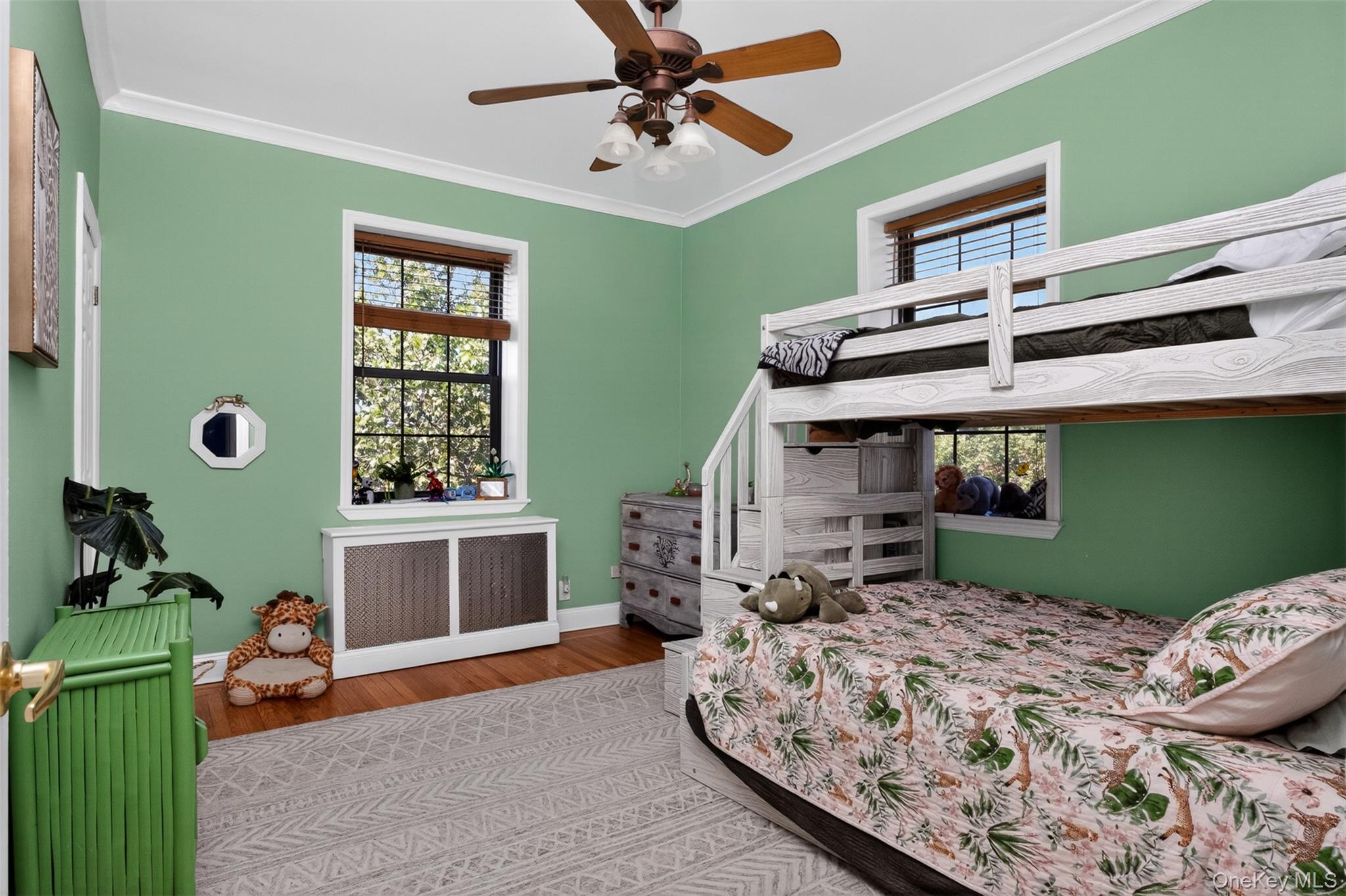824 Bronx River Road, Unit 7C Bronxville, NY 10708 - Photo 9 of 13 a bedroom with a bed and a window