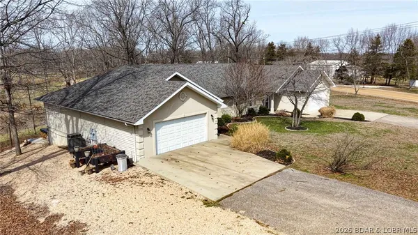 $320,000 | 27 Westminster Place, Sunrise Beach, MO 65079