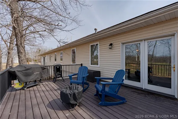 $320,000 | 27 Westminster Place, Sunrise Beach, MO 65079