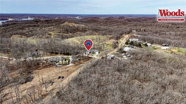 $320,000 | 27 Westminster Place, Sunrise Beach, MO 65079
