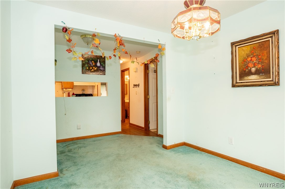 7 Sunmist Square Amherst, NY 14228 - Photo 8 of 25