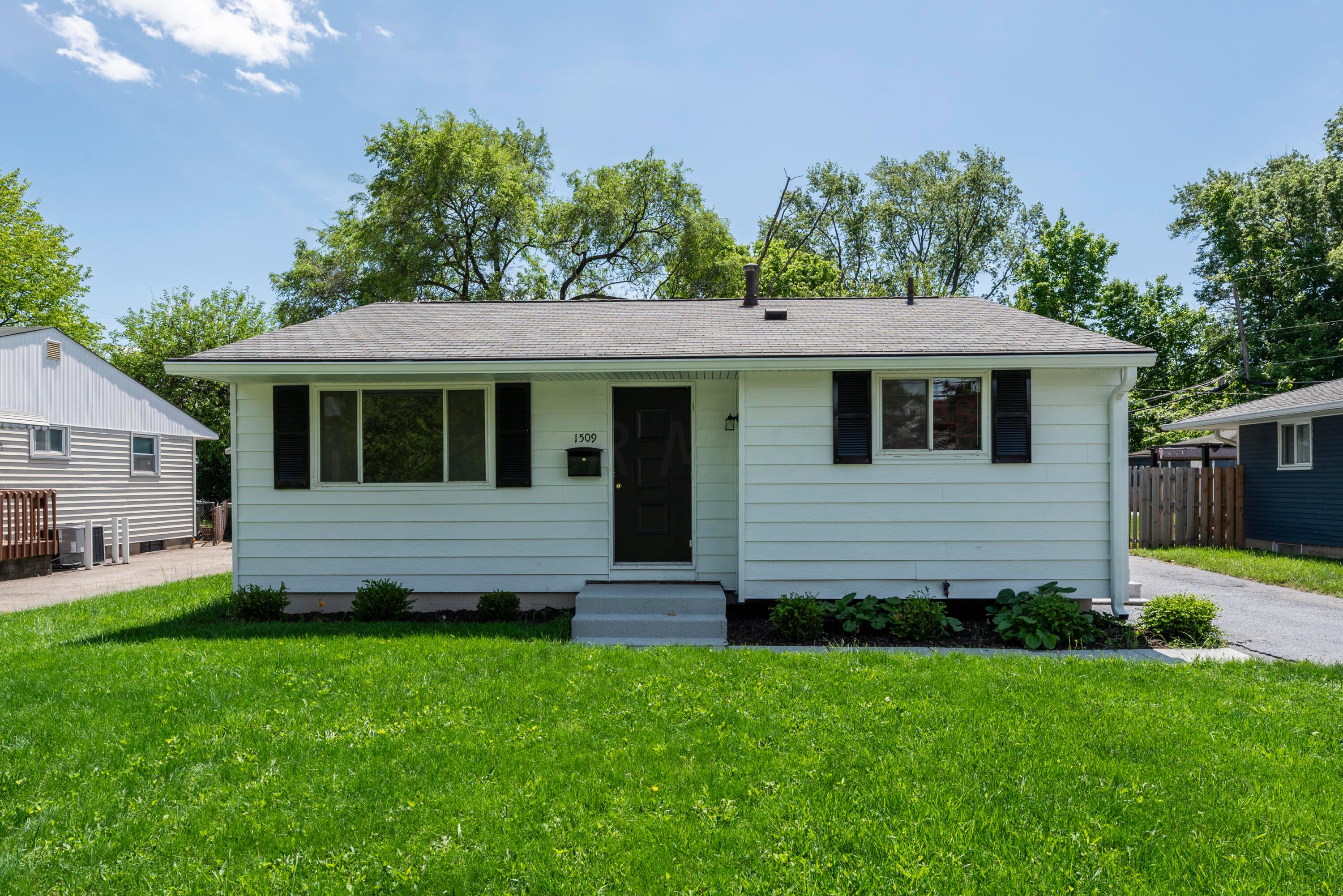 1509 Moler Road Columbus, OH 43207 - Photo 3 of 43 Front