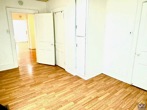 $60,000 | 504 Southwest Buchanan Street, Topeka, KS 66606