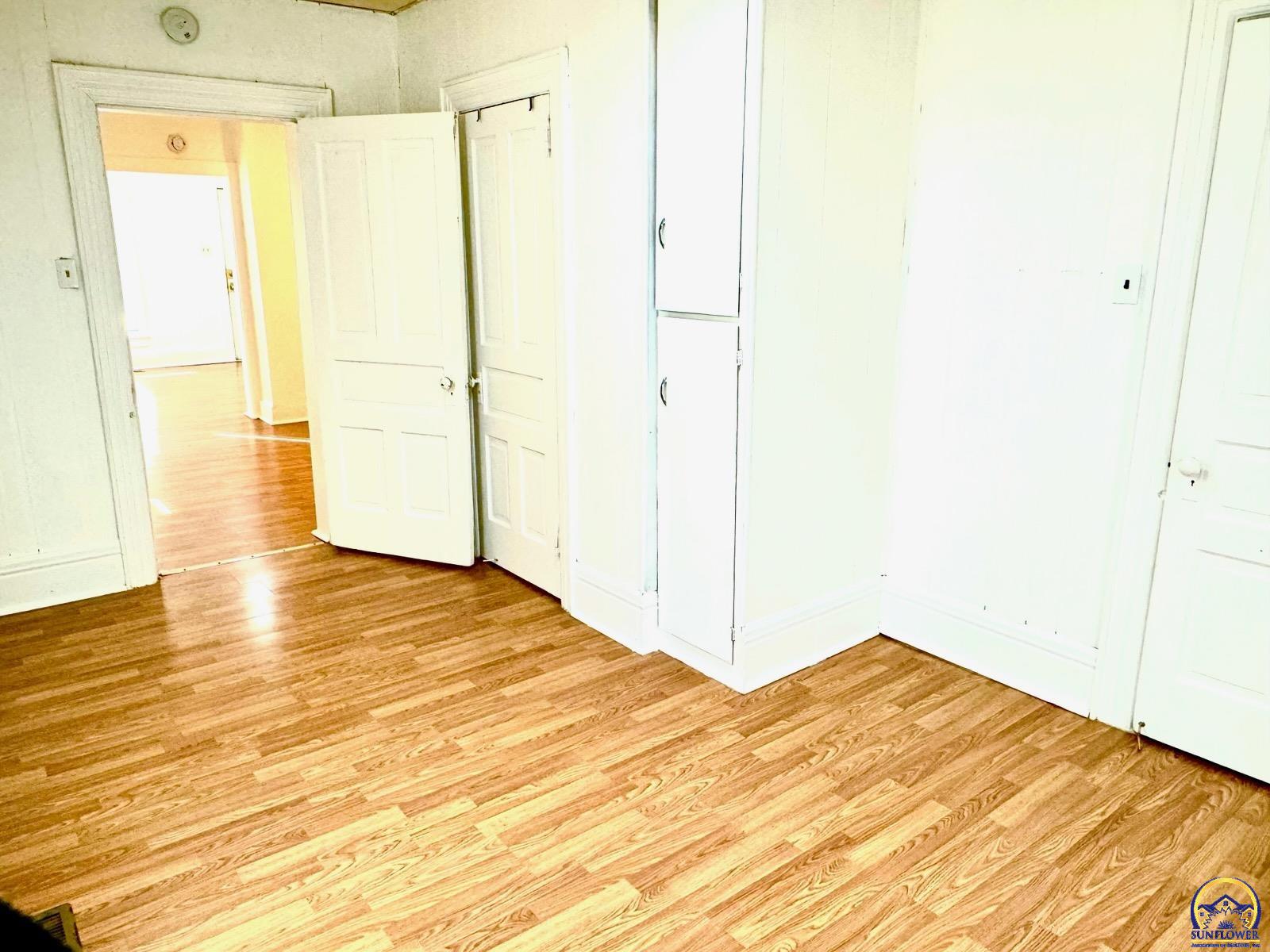 504 Southwest Buchanan Street Topeka, KS 66606 - Photo 11 of 13