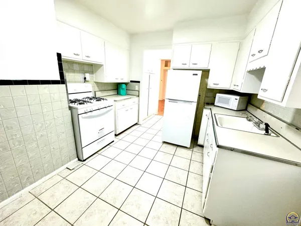 $60,000 | 504 Southwest Buchanan Street, Topeka, KS 66606