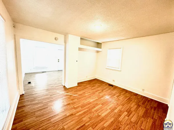 $60,000 | 504 Southwest Buchanan Street, Topeka, KS 66606