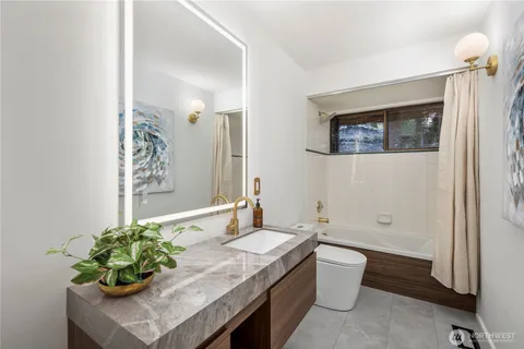 $1,599,950 | 16700 Southeast 31st Street, Bellevue, WA 98008