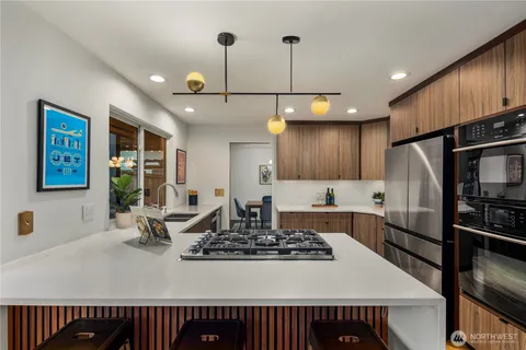 $1,599,950 | 16700 Southeast 31st Street, Bellevue, WA 98008