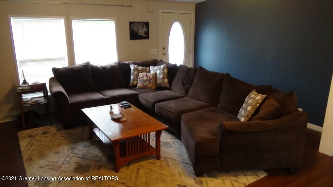 9037 West Braden Road Haslett, MI 48840 - Photo 9 of 16 thumbnail_DSC00026