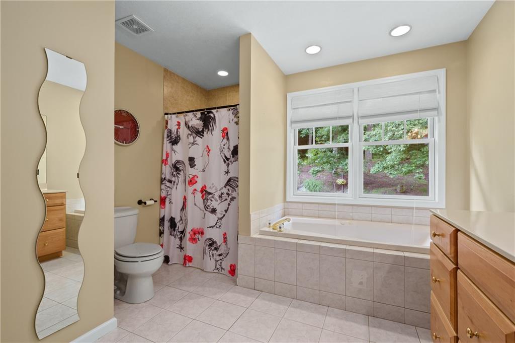 502 Leslie Road Valencia, PA 16059 - Photo 14 of 25 Gallery Image 14