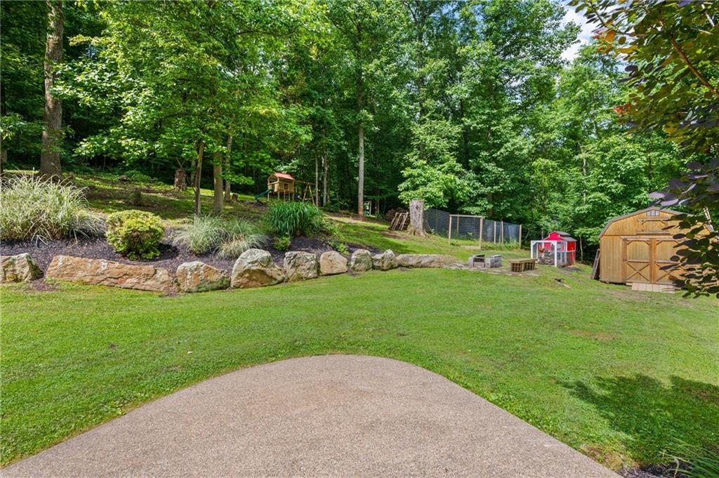502 Leslie Road Valencia, PA 16059 - Photo 23 of 25 Gallery Image 23