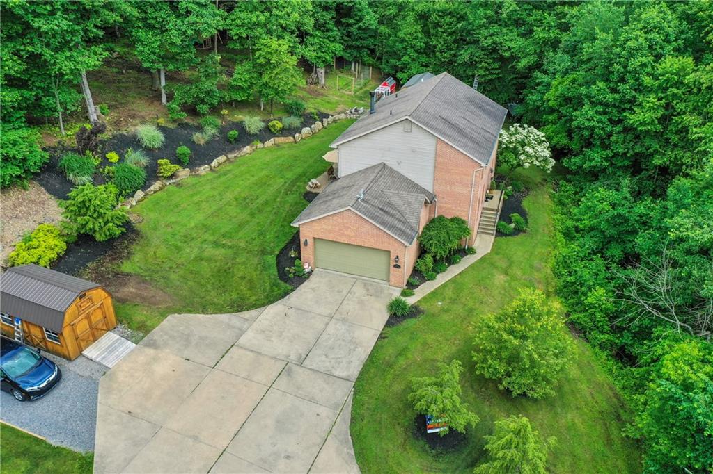 502 Leslie Road Valencia, PA 16059 - Photo 4 of 25 Gallery Image 4