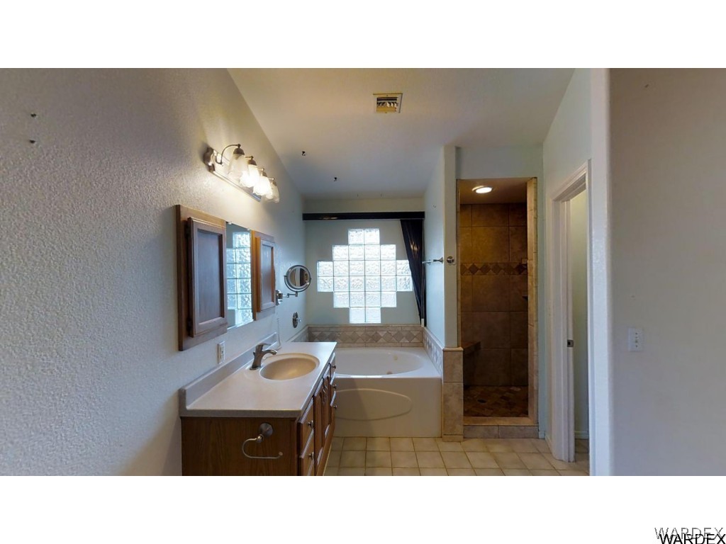 5850 Tableau Road Fort Mohave, AZ 86426 - Photo 14 of 20 a upper view of a living room and bathroom