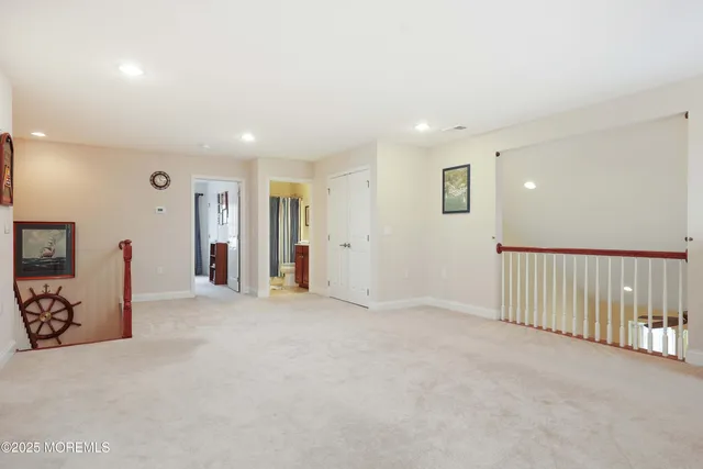a view of a livingroom with closet