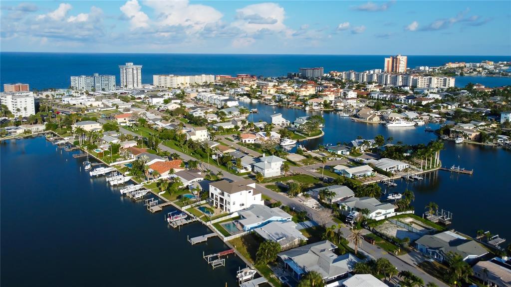 307 173rd Avenue North Redington Beach, FL 33708 - Photo 10 of 27