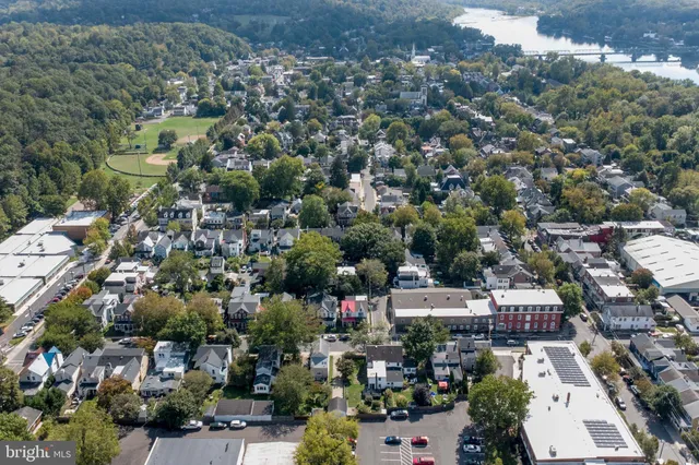 $749,000 | 192 George Street, Lambertville, NJ 08530