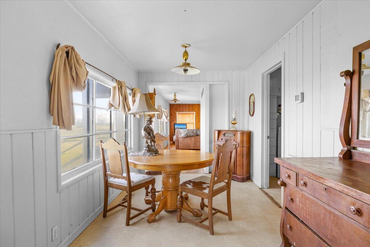 7365 Blackwell Road Central Point, OR 97502 - Photo 12 of 37 07-CI_1531