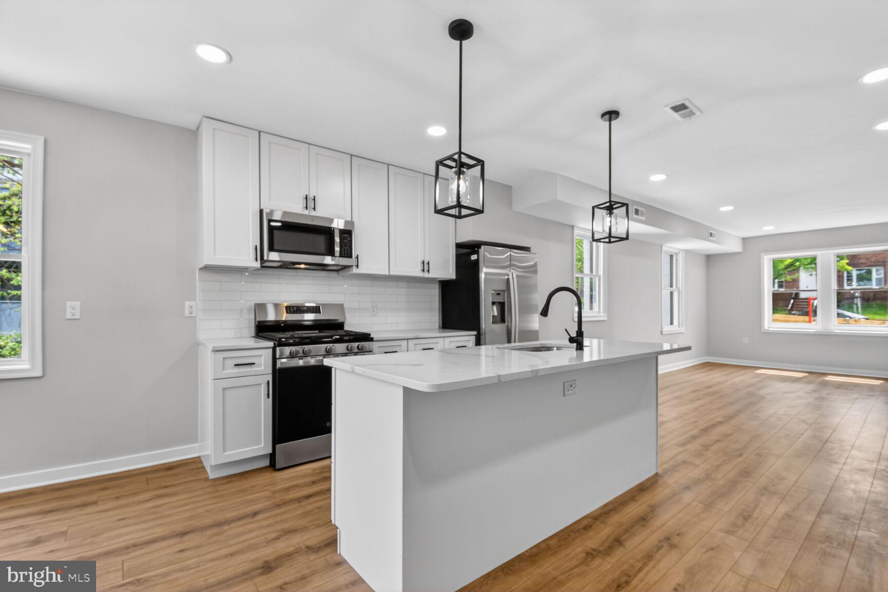 305 Decatur Street Northwest Washington, DC 20011 - Photo 2 of 21