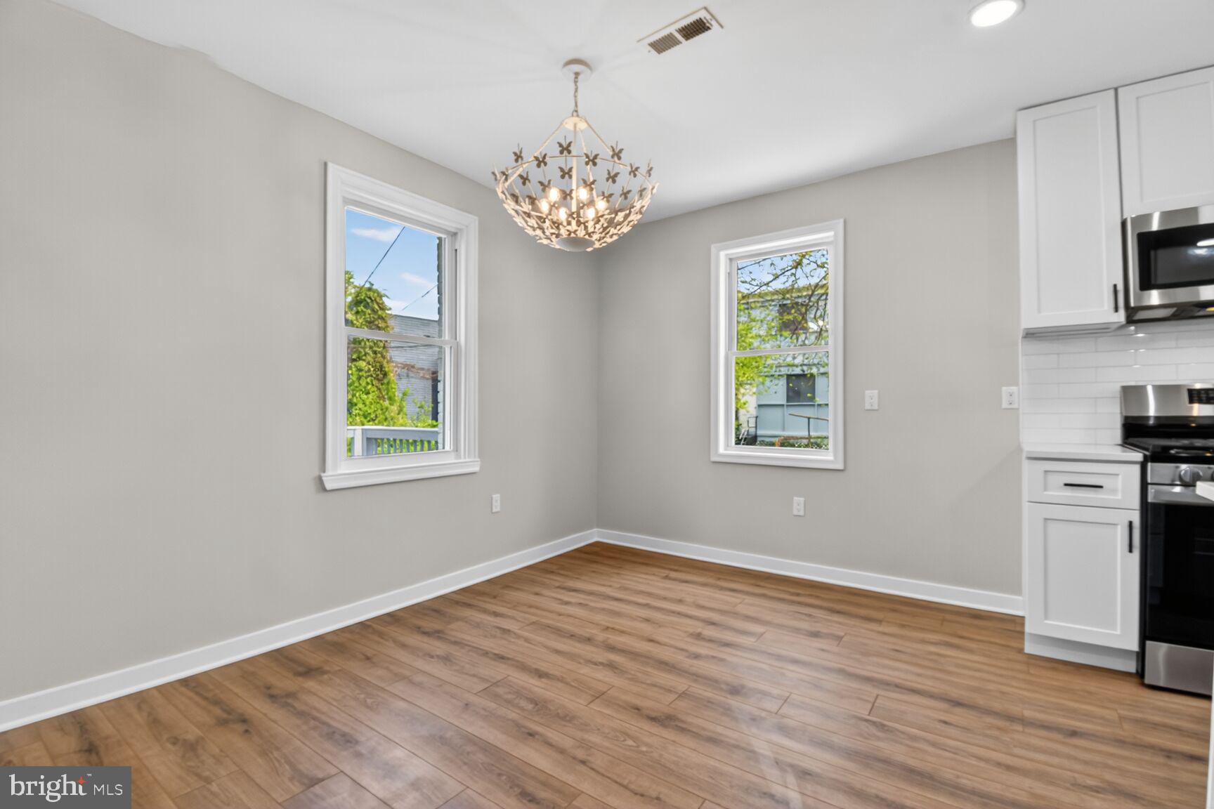 305 Decatur Street Northwest Washington, DC 20011 - Photo 4 of 21