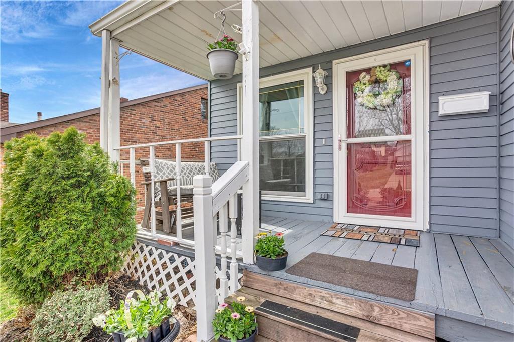 607 Maple Avenue Springdale, PA 15144 - Photo 4 of 25 Gallery Image 4