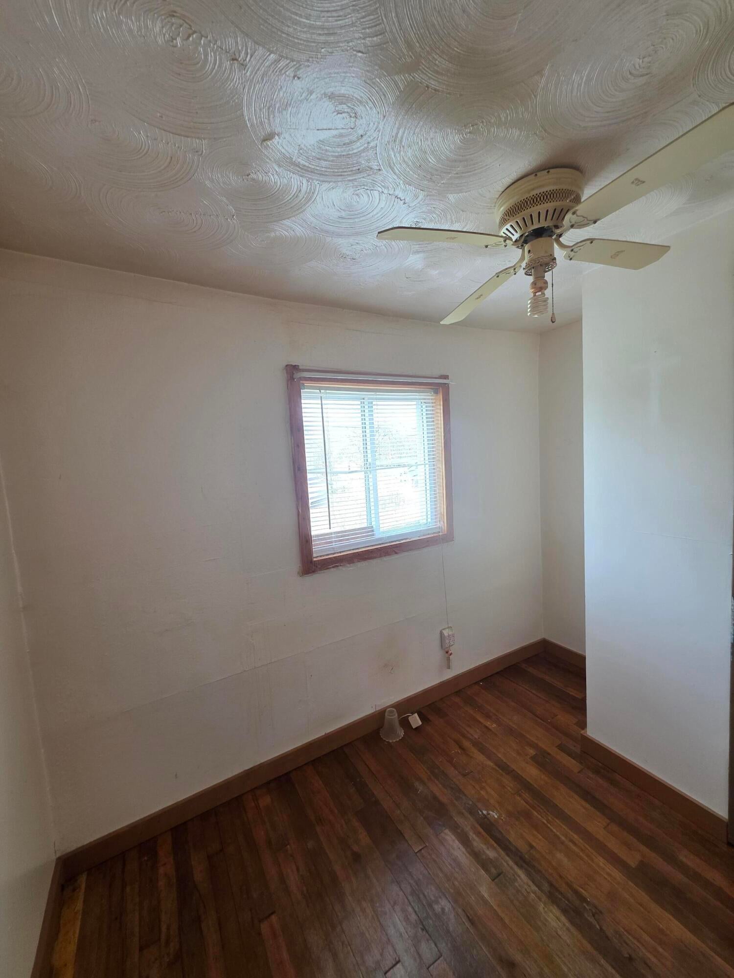 15384 Stanaford Road Danese, WV 25831 - Photo 28 of 32 Gallery Image 28