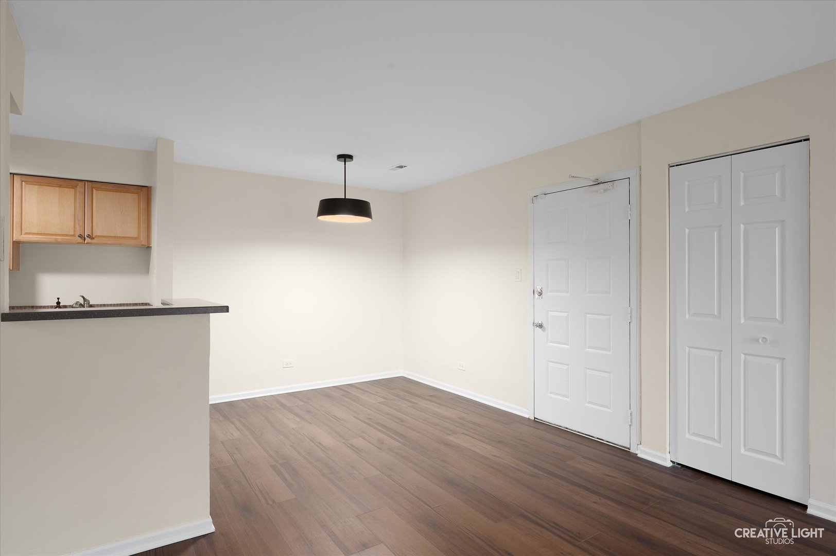 1484 Stonebridge Circle, Unit B3 Wheaton, IL 60189 - Photo 2 of 17