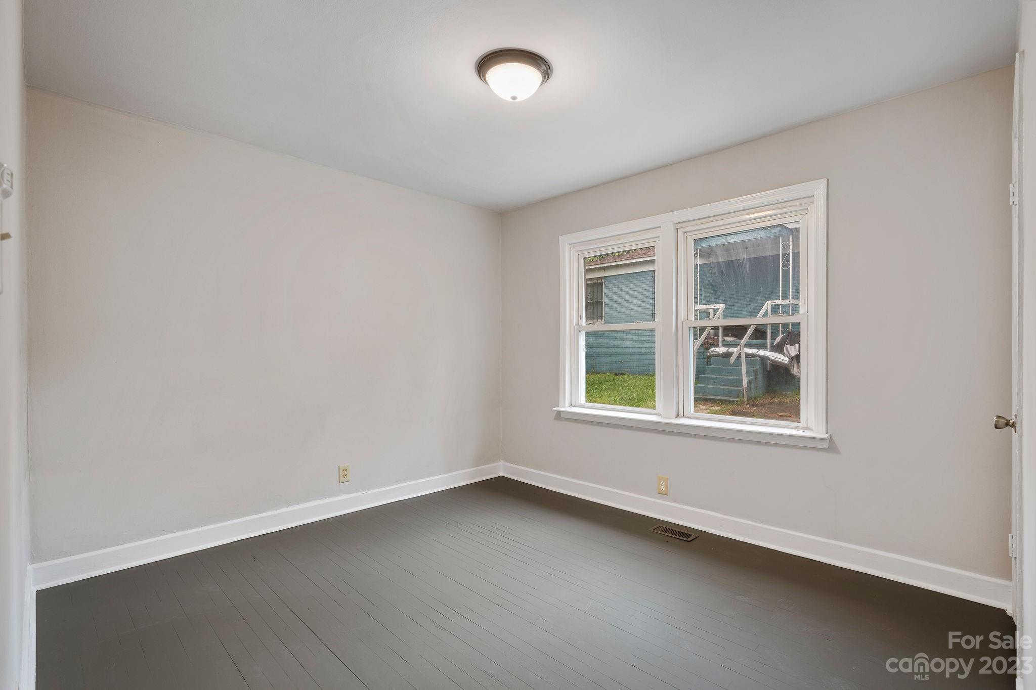 1032 Rodey Avenue Charlotte, NC 28206 - Photo 8 of 13 Gallery Image 8