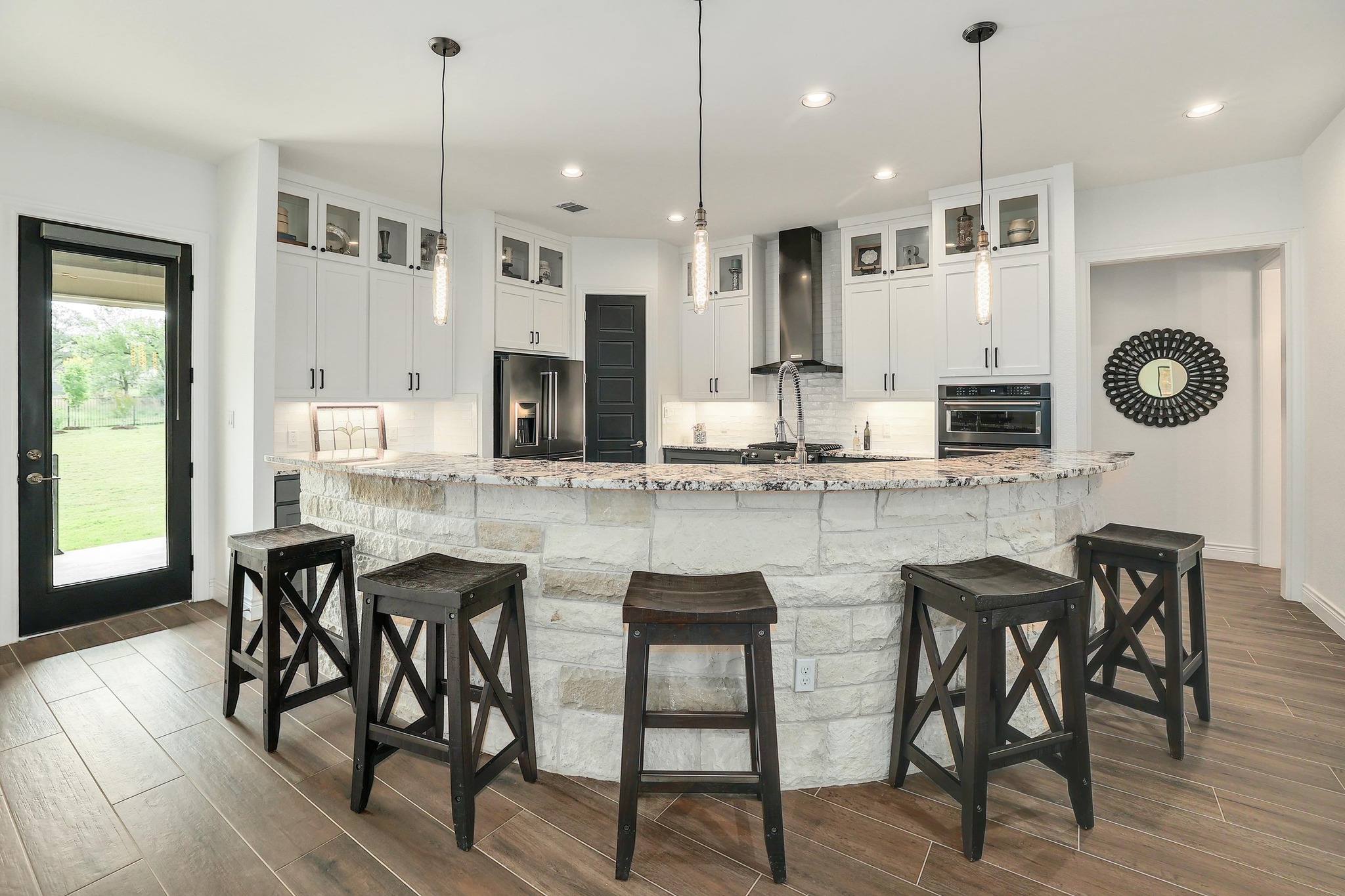 105 Graystone Lane Georgetown, TX 78633 - Photo 8 of 32 Kitchen