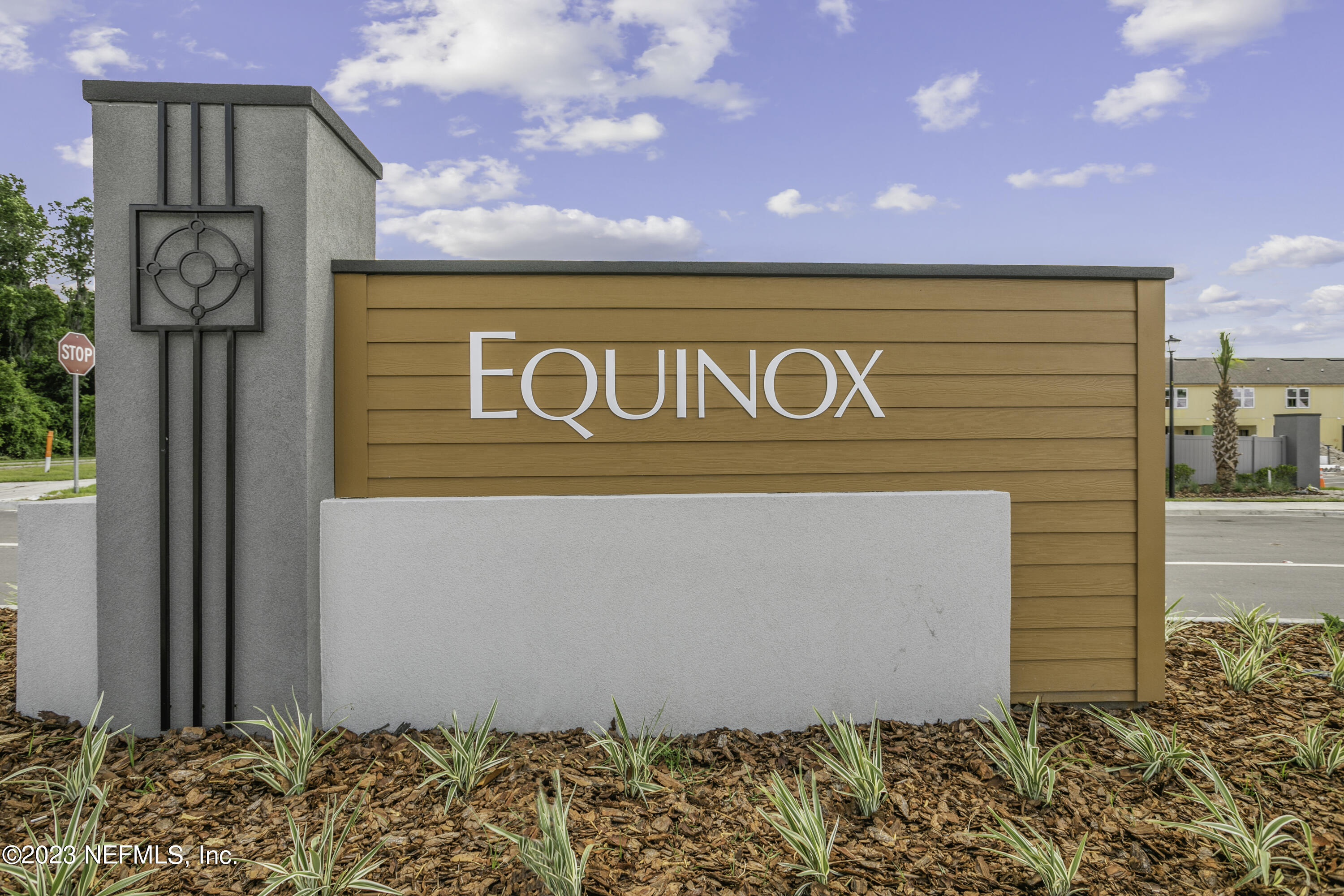 8373 Zenith Circle Jacksonville, FL 32256 - Photo 5 of 34 Monument