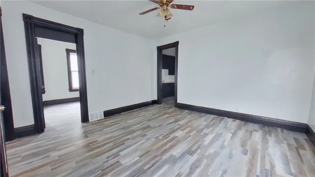 $950 | 6-7 Calihan Park, Rochester, NY 14606