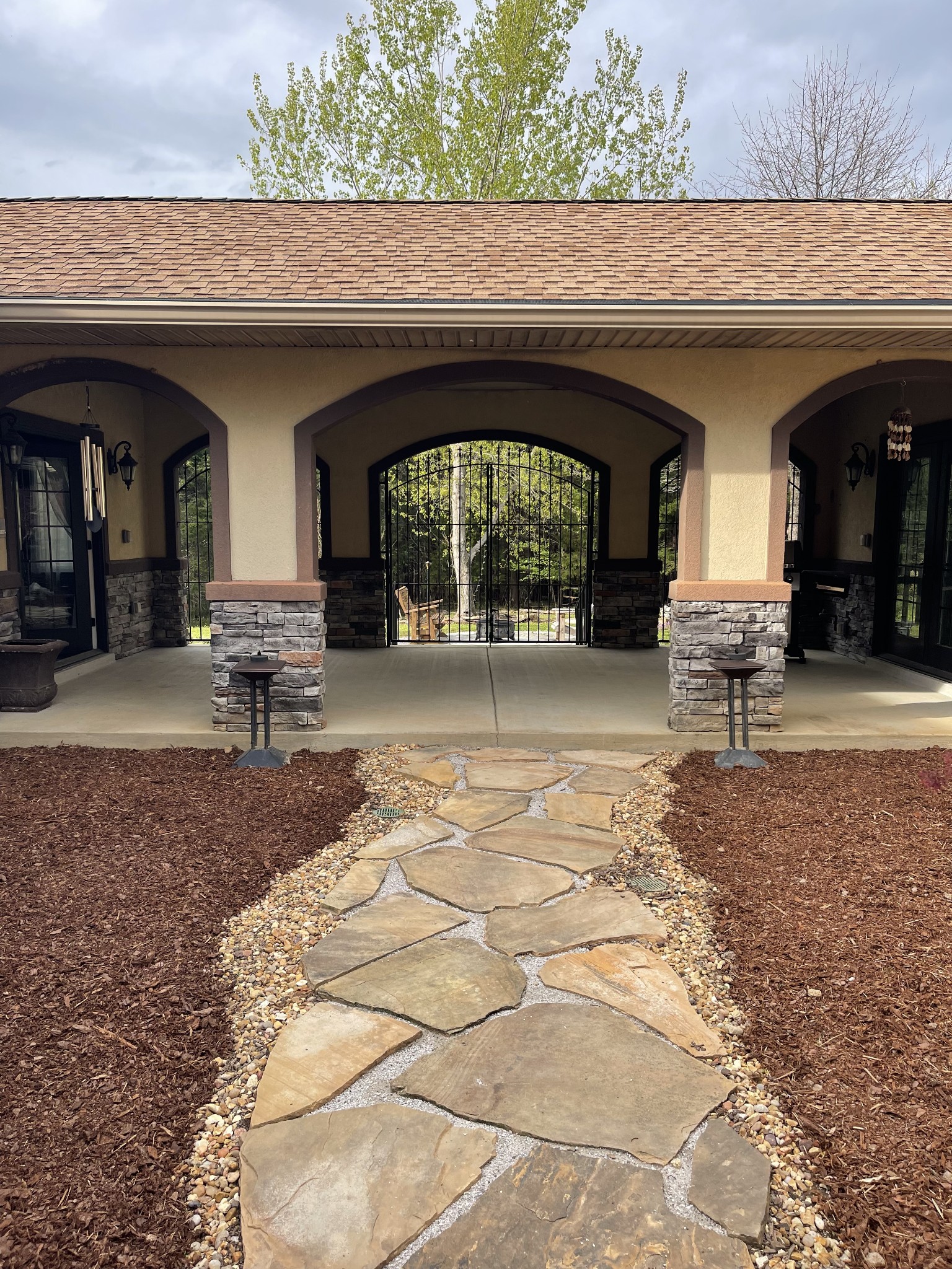 143 Sycamore Road Dickson, TN 37055 - Photo 8 of 36 an outdoor view of garden with patio