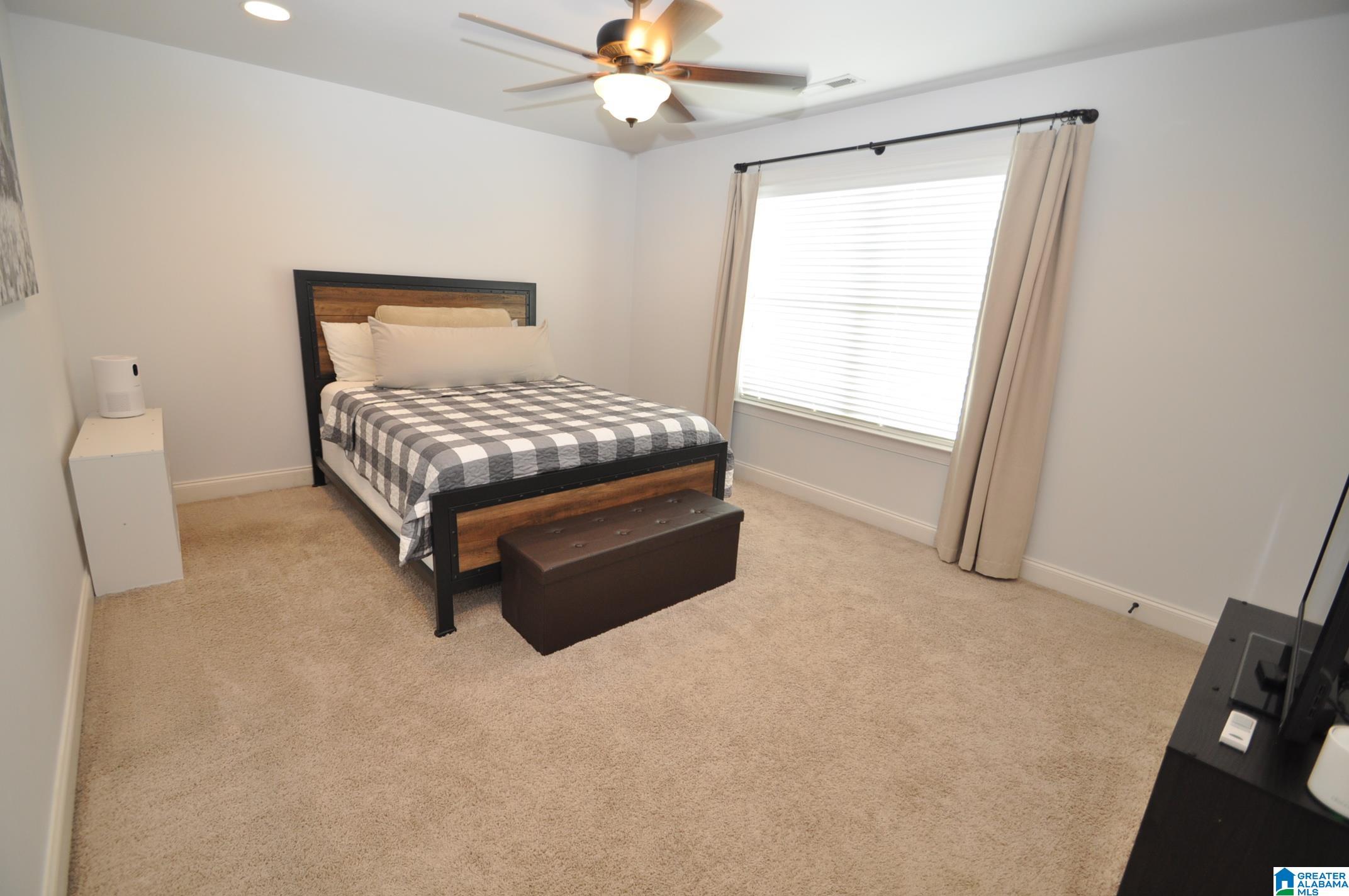 335 Strathaven Circle Pelham, AL 35124 - Photo 12 of 14