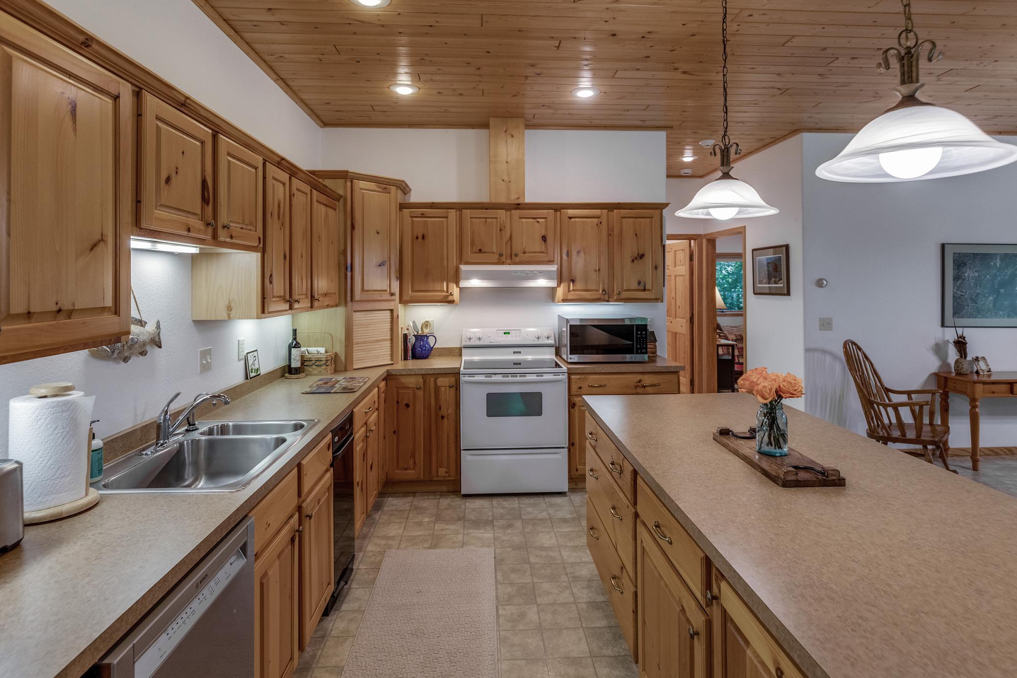 11027 Oak Point Road Northwest Cass Lake, MN 56633 - Photo 10 of 43
