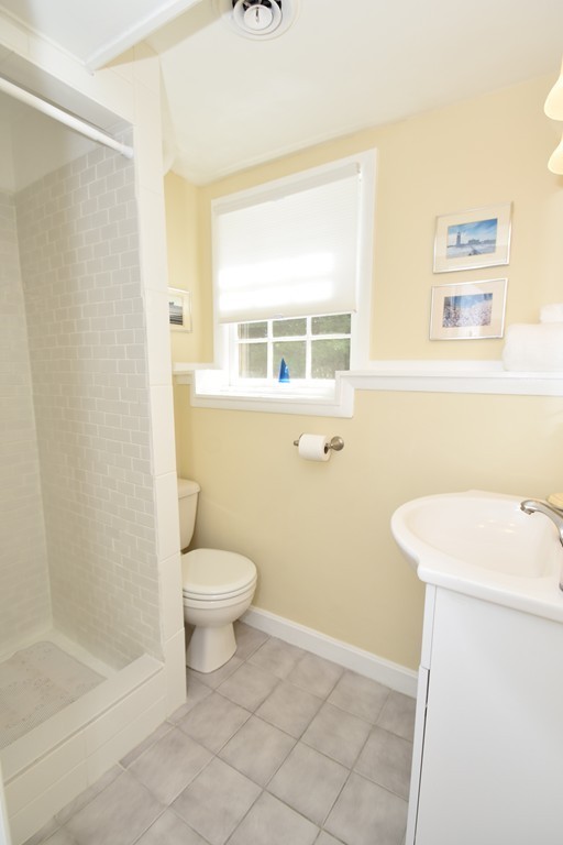 25 Robin Hood Road Marlborough, MA 01752 - Photo 11 of 20 Gallery Image 11